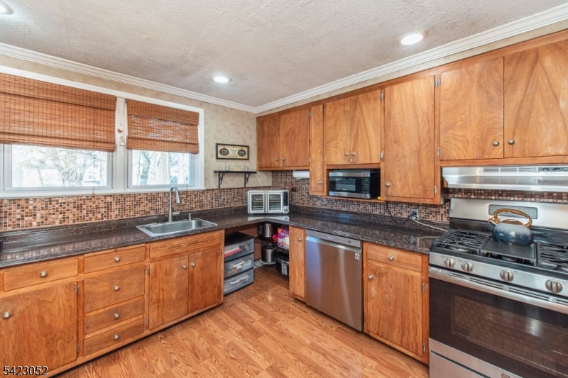 40 Grace Street Bloomfield, NJ 07003 - Photo 13 of 23