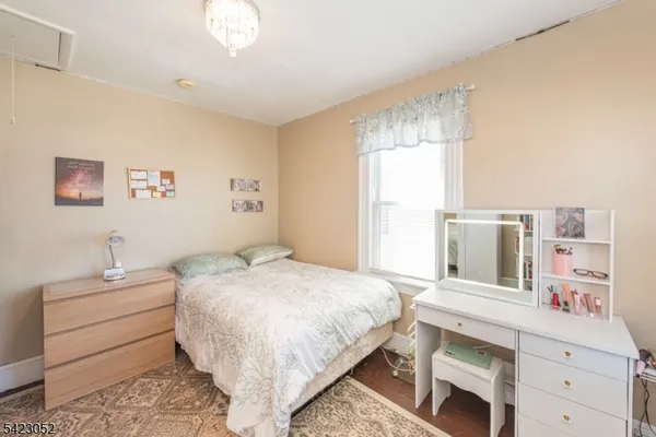 $419,999 | 40 Grace Street, Bloomfield, NJ 07003