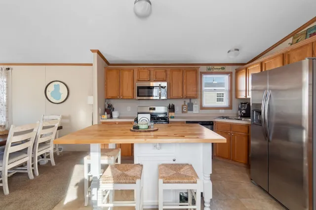 $159,900 | 897 East Lake Street, Unit 109, Lake Mills, WI 53551