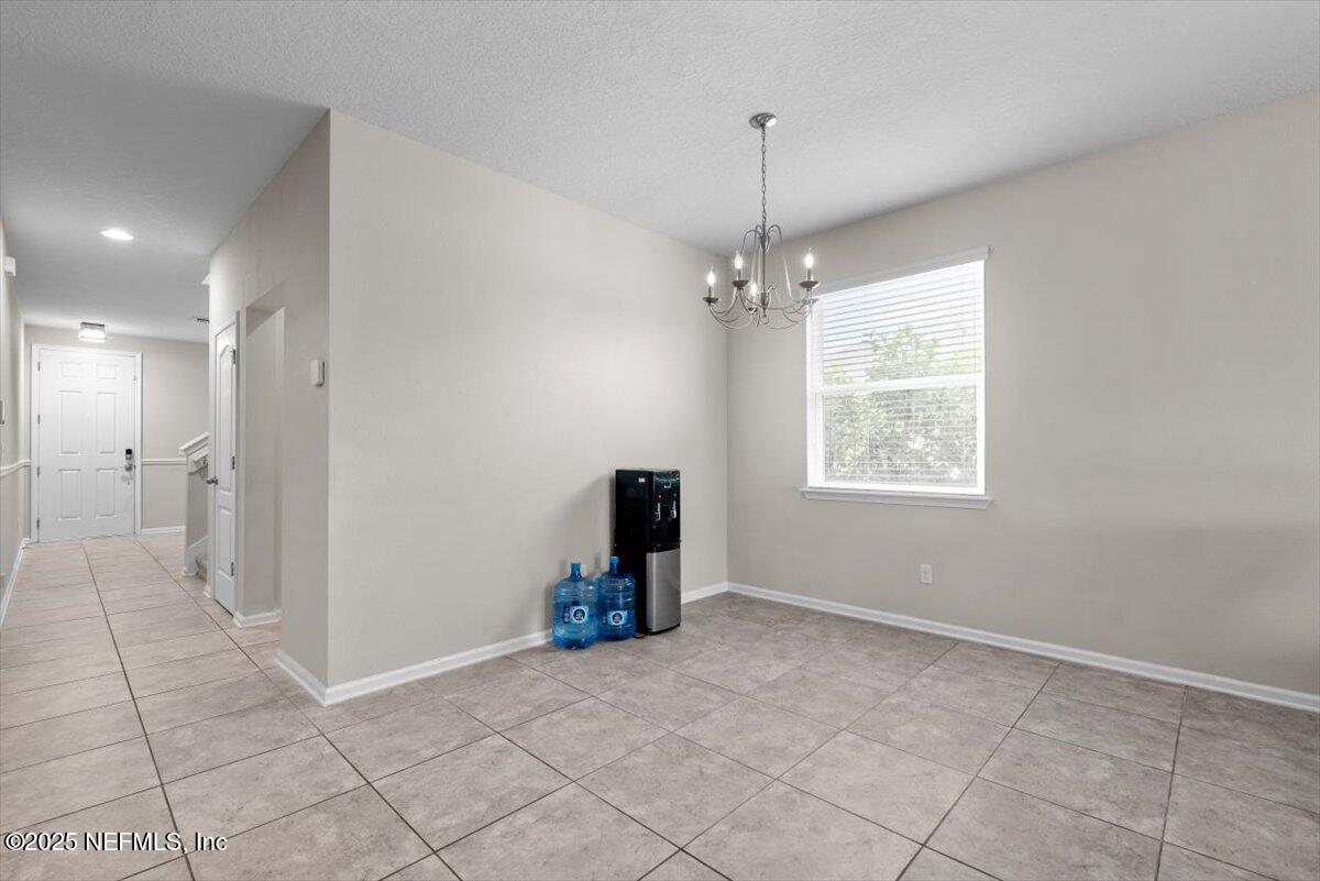 1011 Wetland Ridge Circle Middleburg, FL 32068 - Photo 20 of 73 22-Dining Area