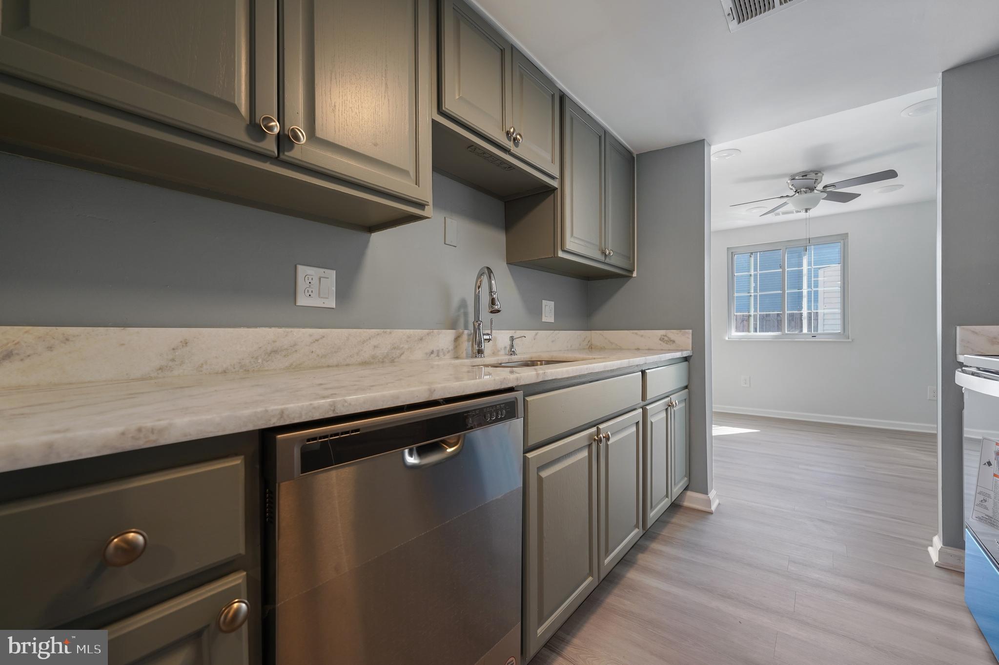 8330 Windfall Road Springfield, VA 22153 - Photo 15 of 36 Kitchen