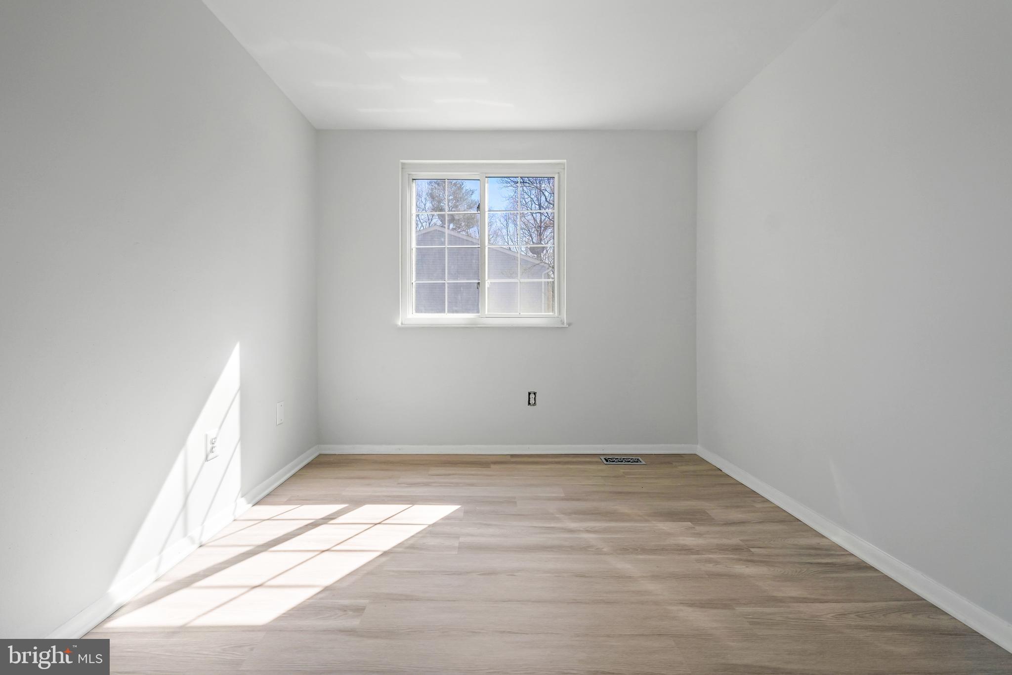 8330 Windfall Road Springfield, VA 22153 - Photo 22 of 36 Bedroom 2
