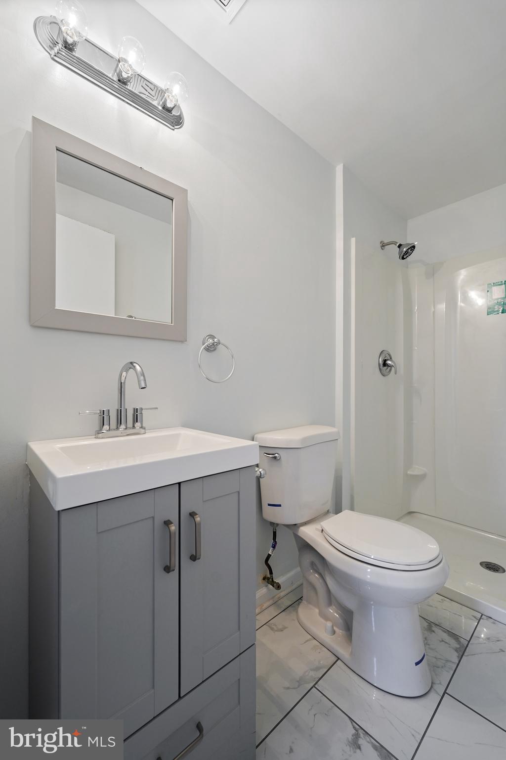8330 Windfall Road Springfield, VA 22153 - Photo 29 of 36 Full Bath 2