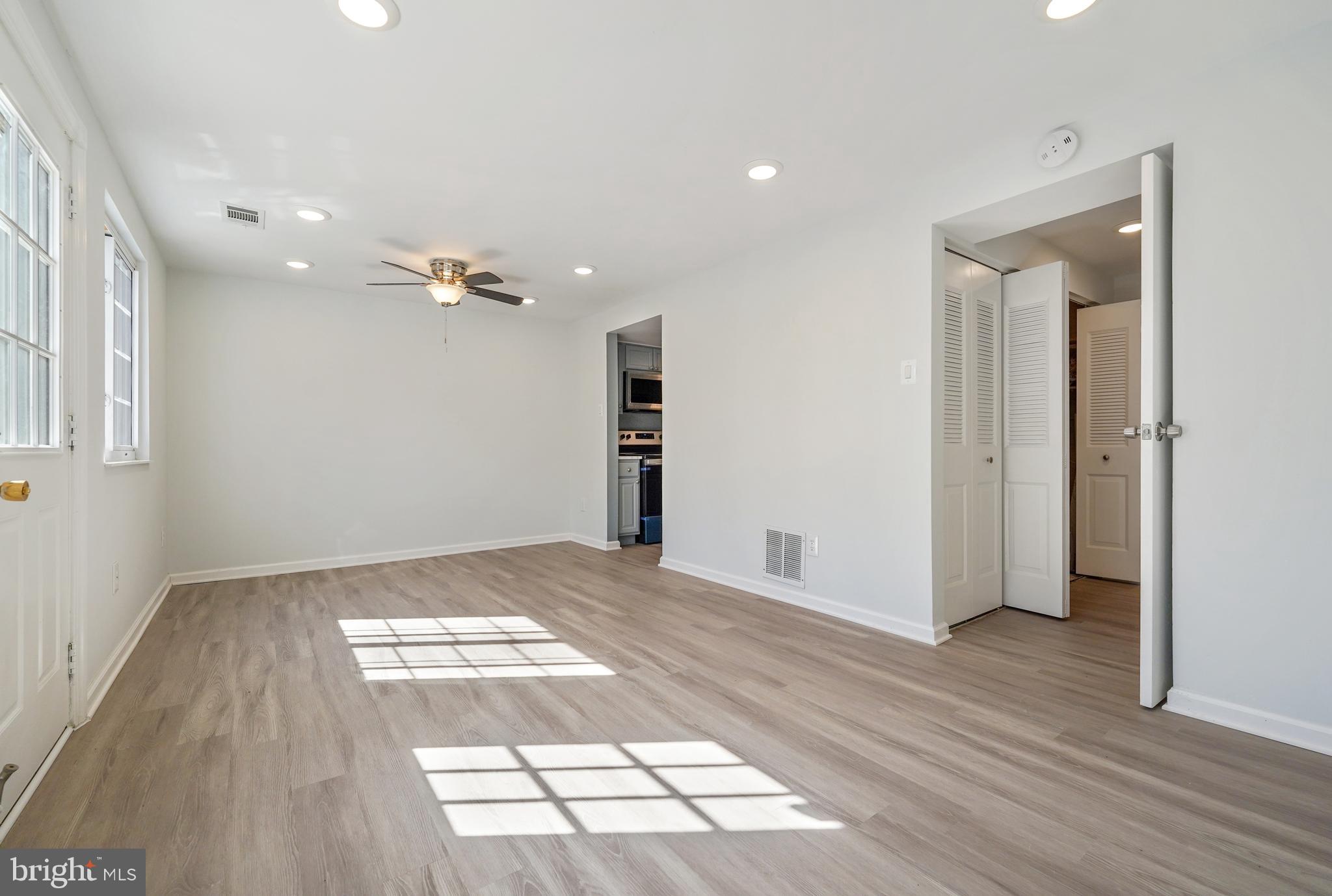 8330 Windfall Road Springfield, VA 22153 - Photo 7 of 36 Living Room