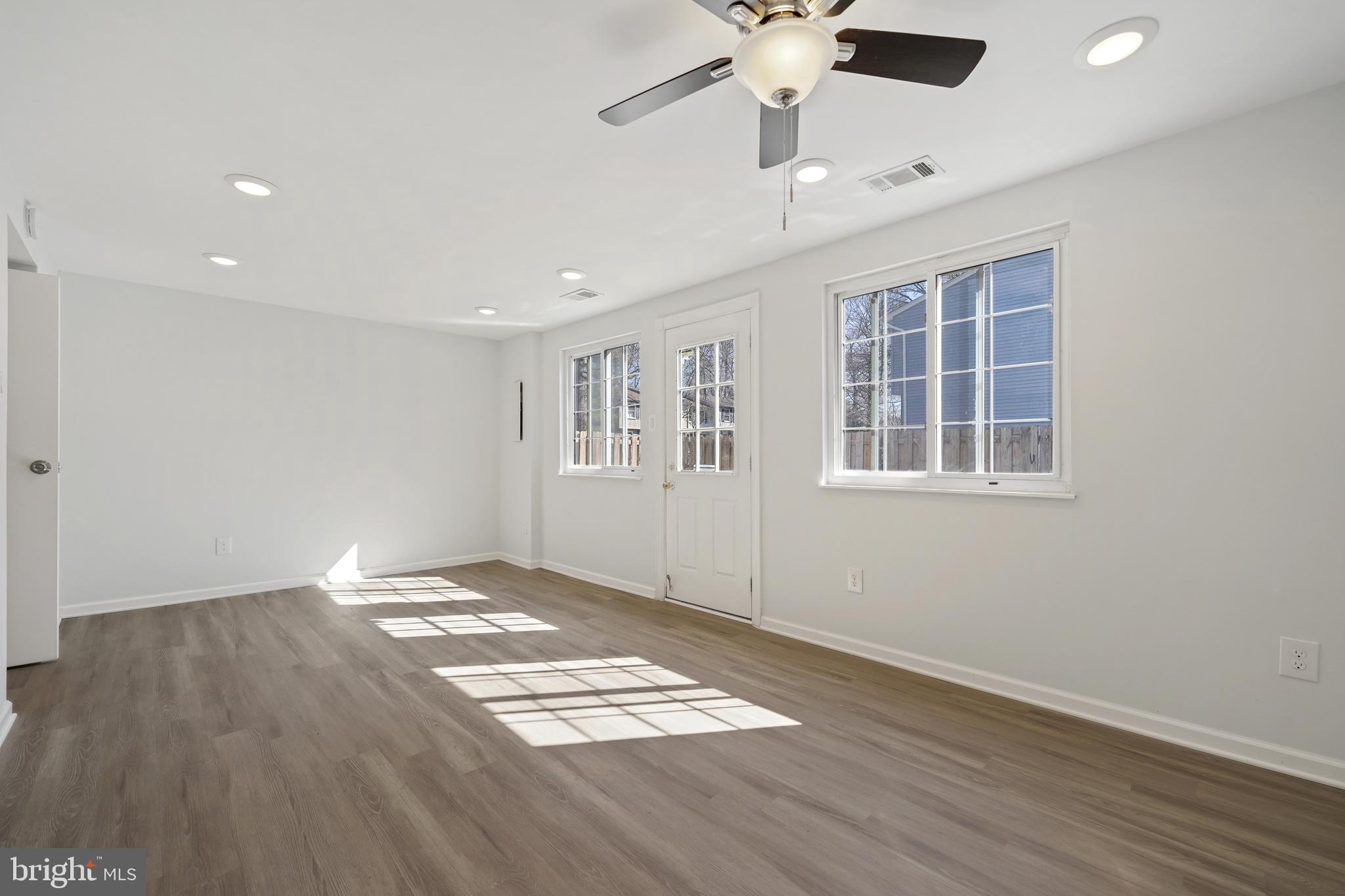 8330 Windfall Road Springfield, VA 22153 - Photo 9 of 36 Dining Area