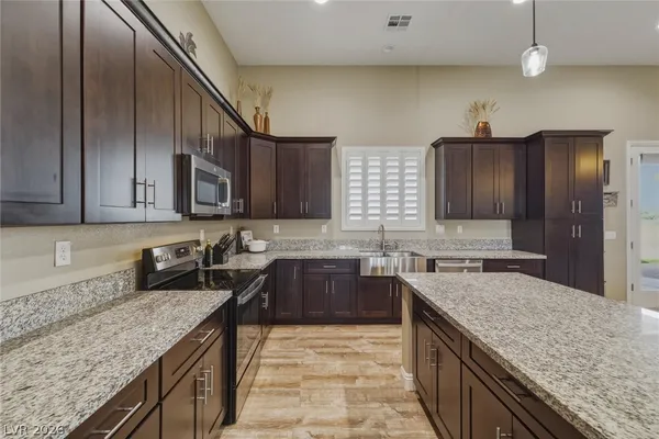 $640,000 | 3600 Verde Avenue, Pahrump, NV 89048