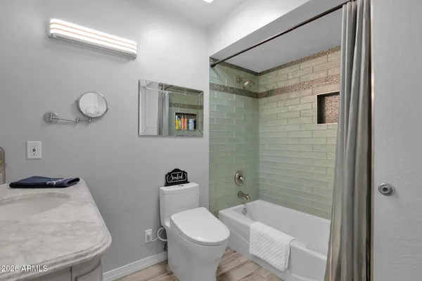 $649,900 | 2103 West Palomino Drive, Chandler, AZ 85224