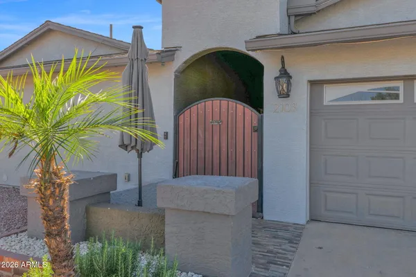 $649,900 | 2103 West Palomino Drive, Chandler, AZ 85224