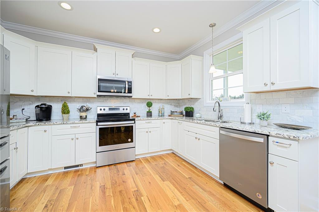 232 Mocks Church Road Advance, NC 27006 - Photo 16 of 30 Gallery Image 16