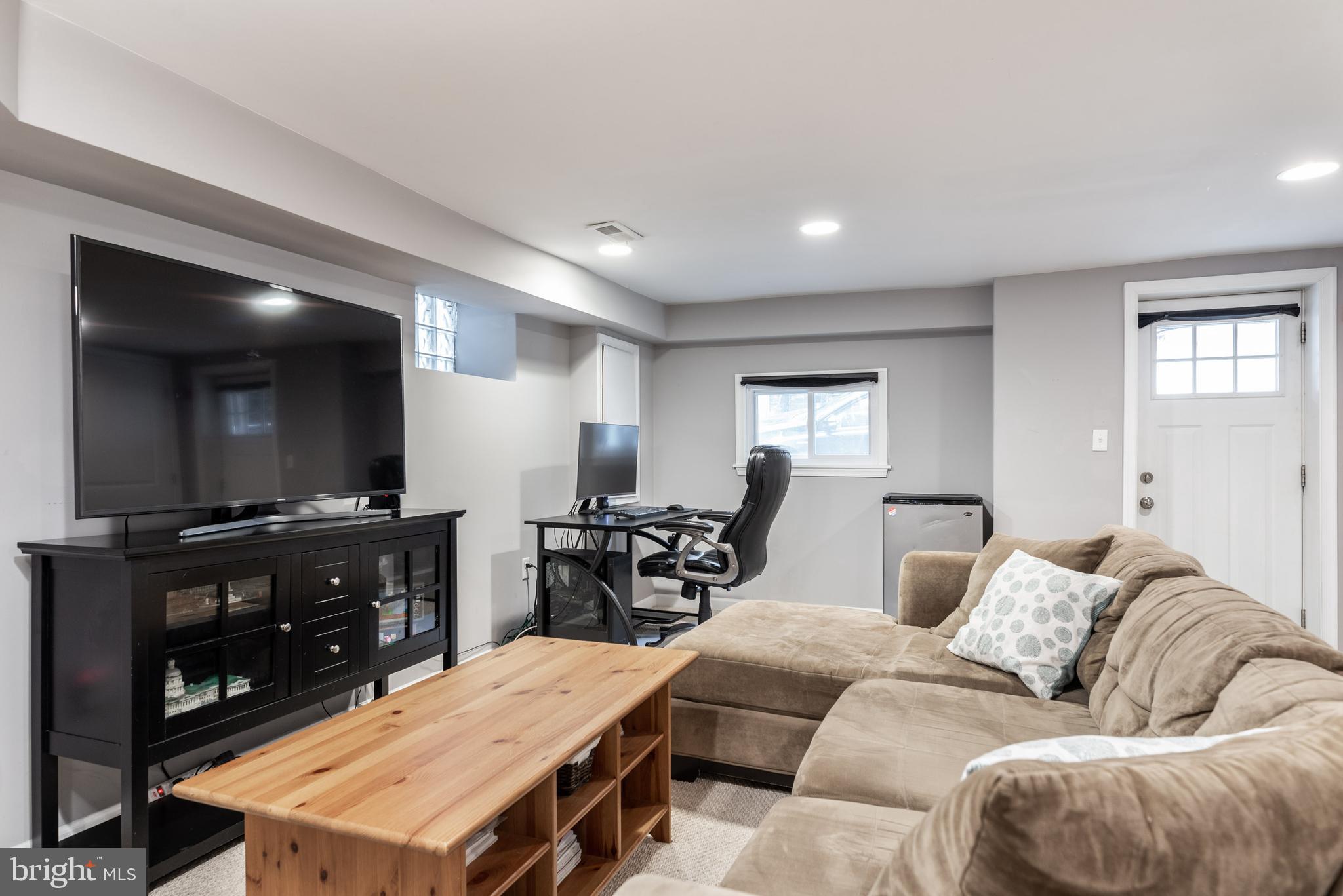 427 Wellesley Road Philadelphia, PA 19119 - Photo 19 of 25 Gallery Image 19