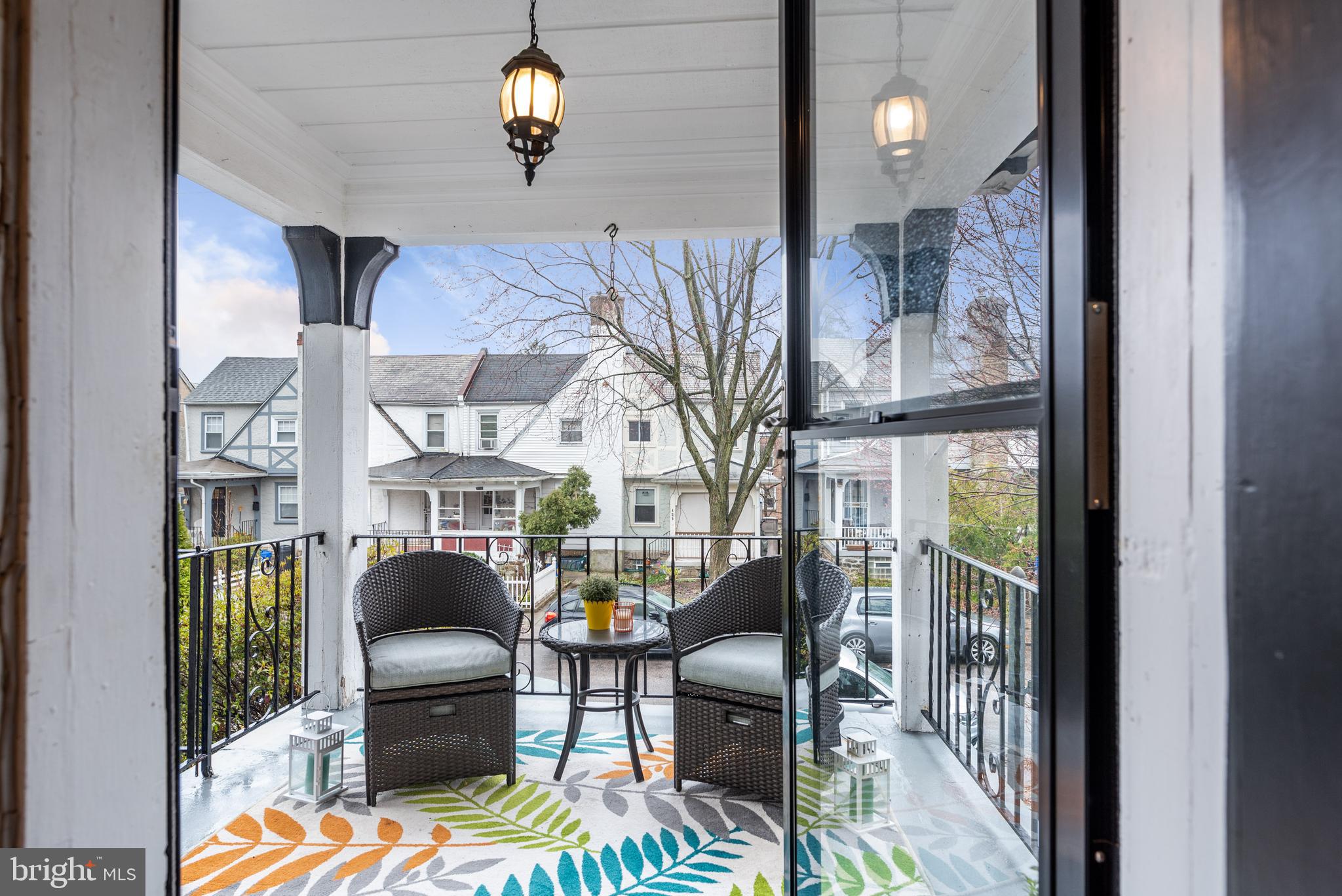 427 Wellesley Road Philadelphia, PA 19119 - Photo 3 of 25 Gallery Image 3