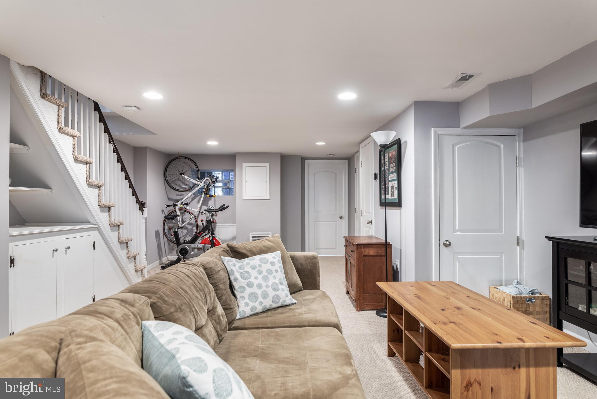 427 Wellesley Road Philadelphia, PA 19119 - Photo 21 of 25 Gallery Image 21