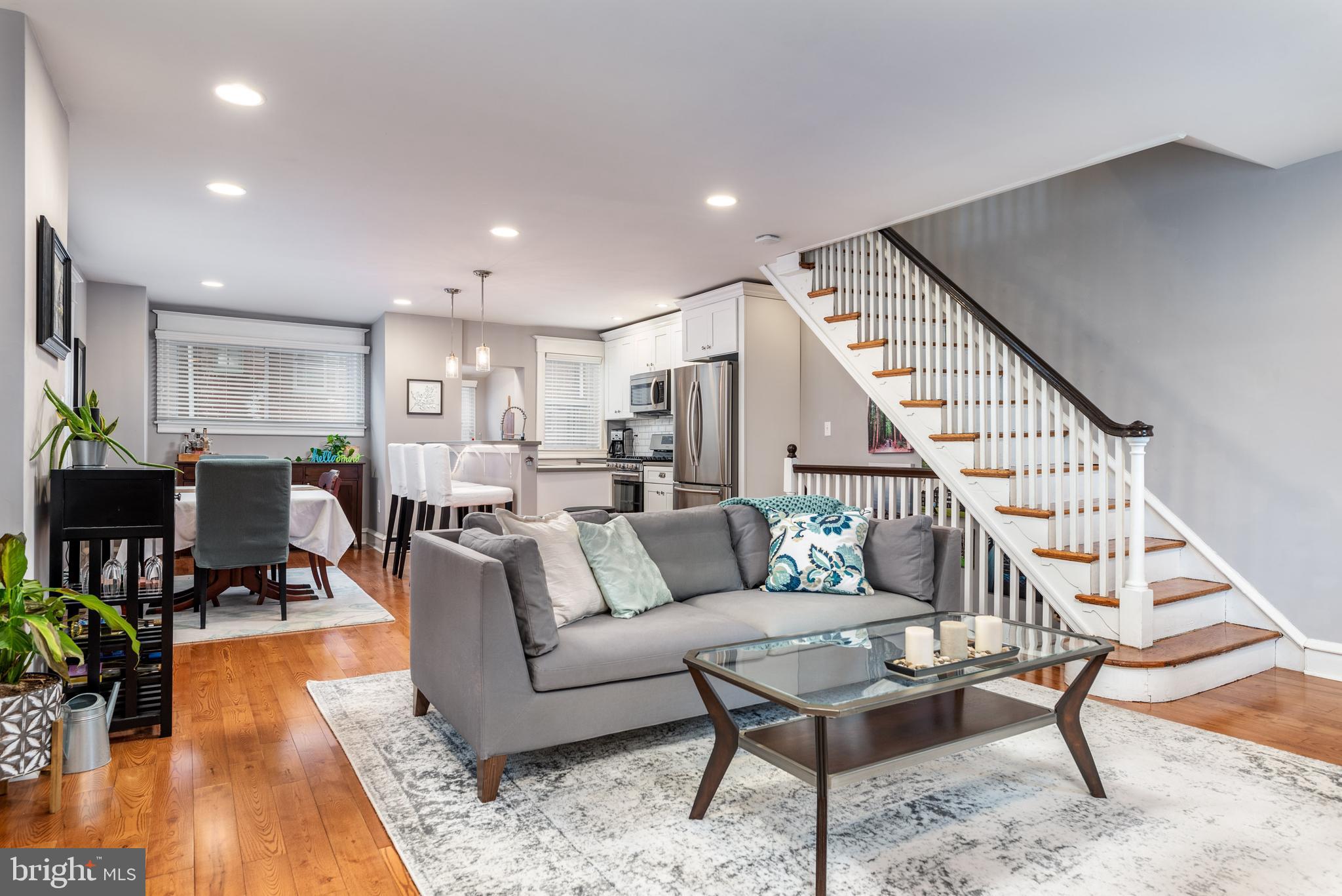 427 Wellesley Road Philadelphia, PA 19119 - Photo 4 of 25 Gallery Image 4