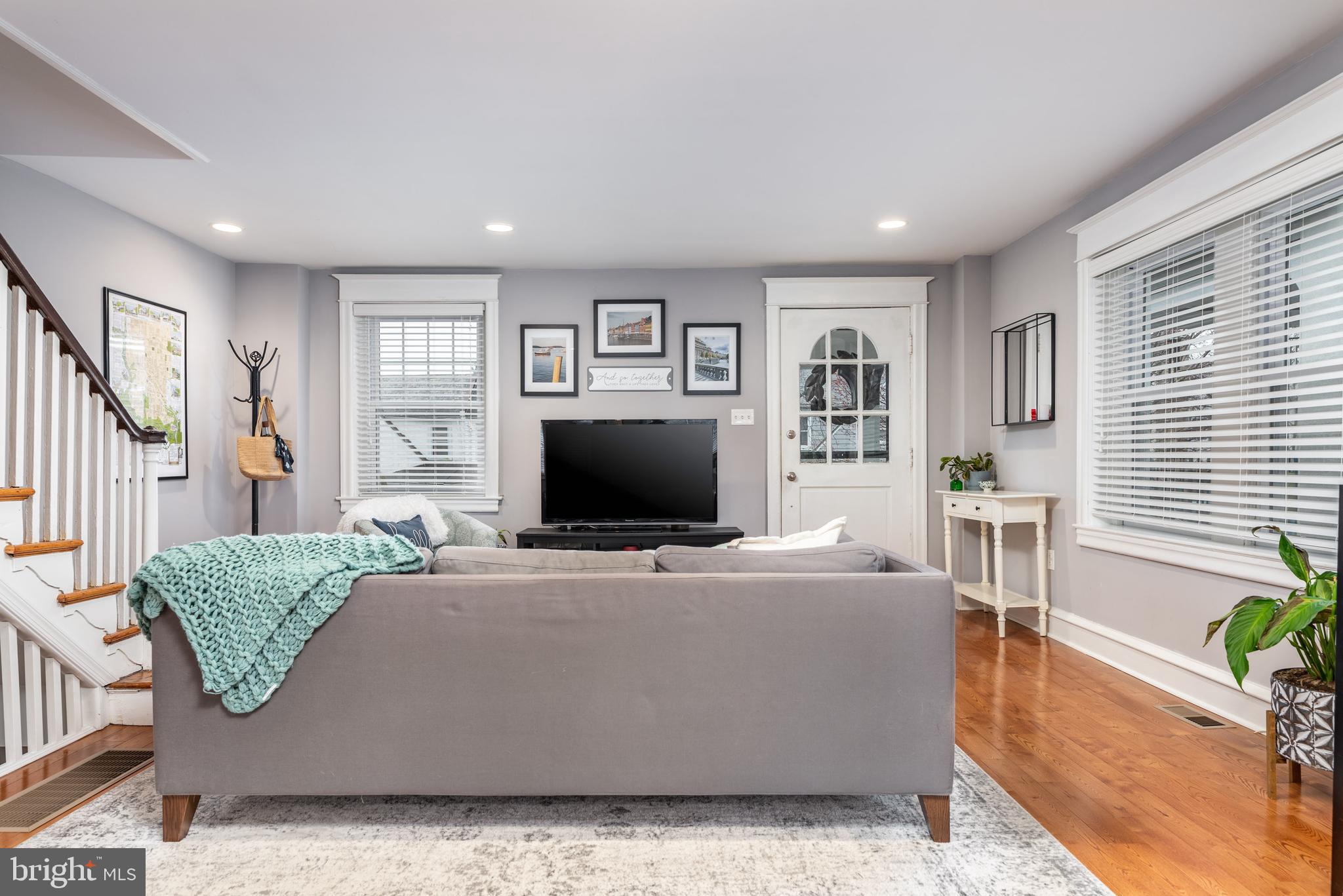 427 Wellesley Road Philadelphia, PA 19119 - Photo 5 of 25 Gallery Image 5