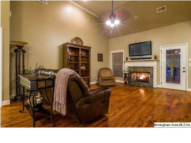 3635 Oakleaf Drive Helena, AL 35022 - Photo 2 of 23