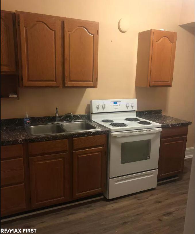 911 Alter Road Detroit, MI 48215 - Photo 22 of 25