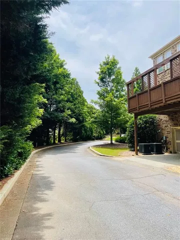 a view of yard and trees