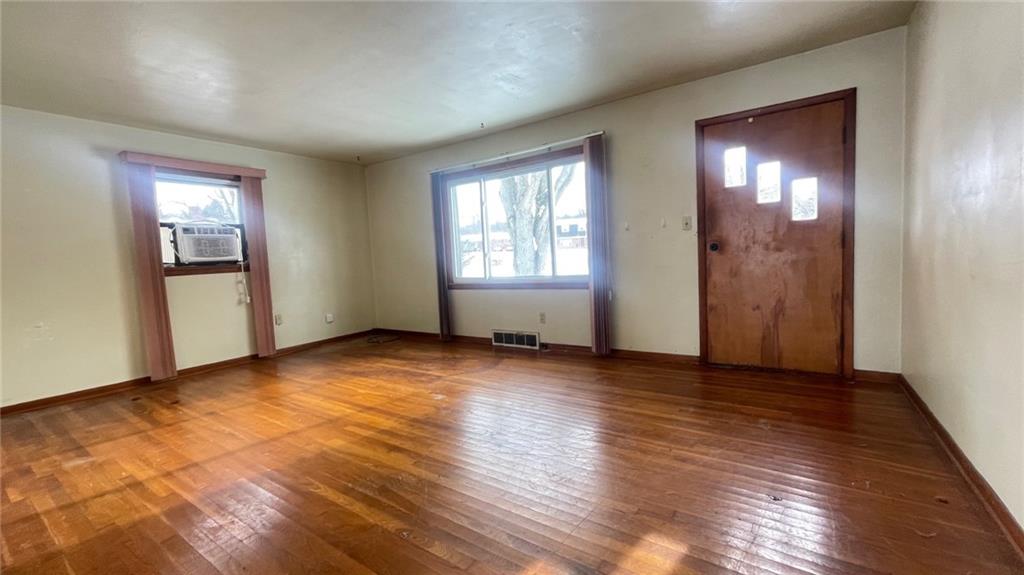 880 Wheatland Road West Middlesex, PA 16159 - Photo 2 of 25