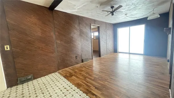 $74,900 | 880 Wheatland Road, West Middlesex, PA 16159