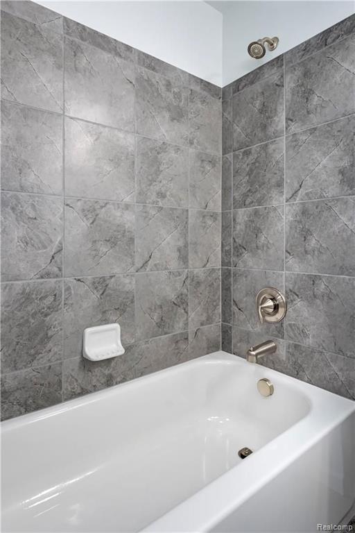 2500 Normandy Road, Unit 15 Royal Oak, MI 48073 - Photo 14 of 18