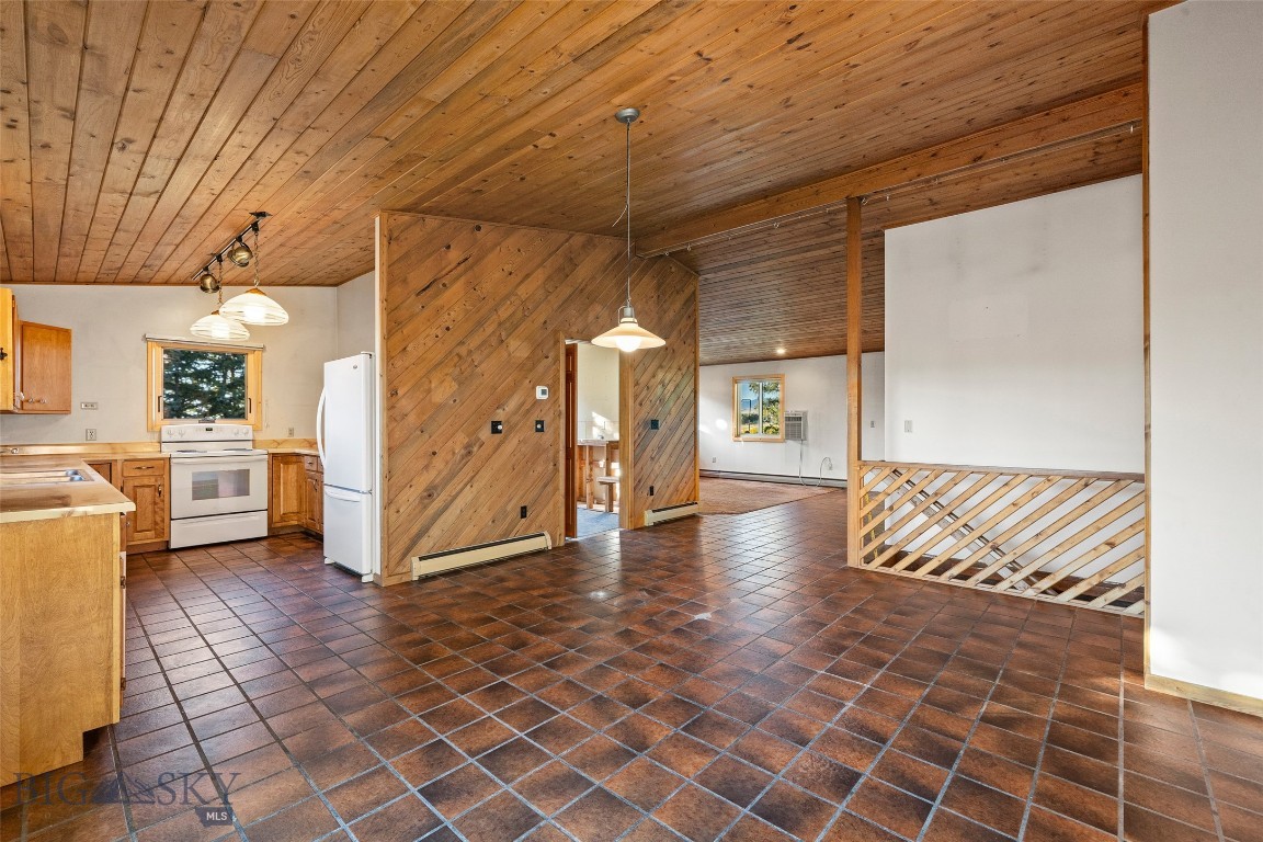 5970 Penwell Bridge Road Belgrade, MT 59714 - Photo 9 of 28 Gallery Image 9