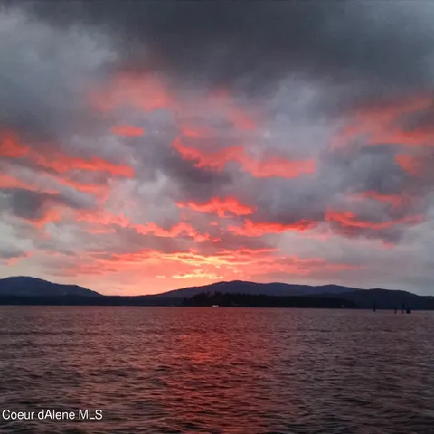 $12,997,000 | Cottage Island, Hope, ID 83836