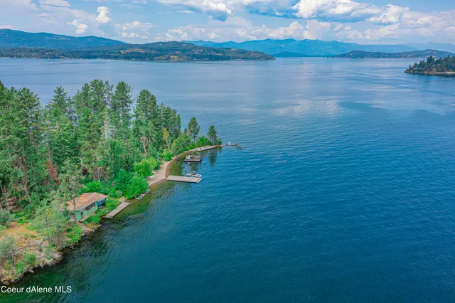 $12,997,000 | Cottage Island, Hope, ID 83836