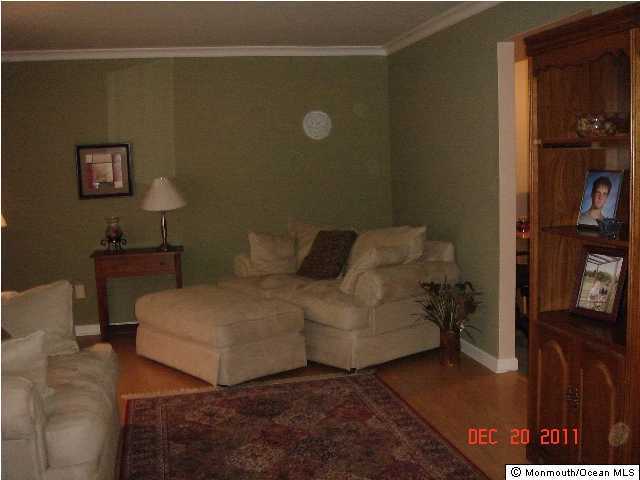 106 Appletree Road Howell, NJ 07731 - Photo 3 of 3 Additional Photo