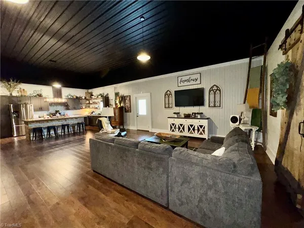 $695,000 | 2638 Riverside Drive, Mount Airy, NC 27030