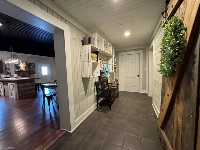 $750,000 | 2638 Riverside Drive, Mount Airy, NC 27030