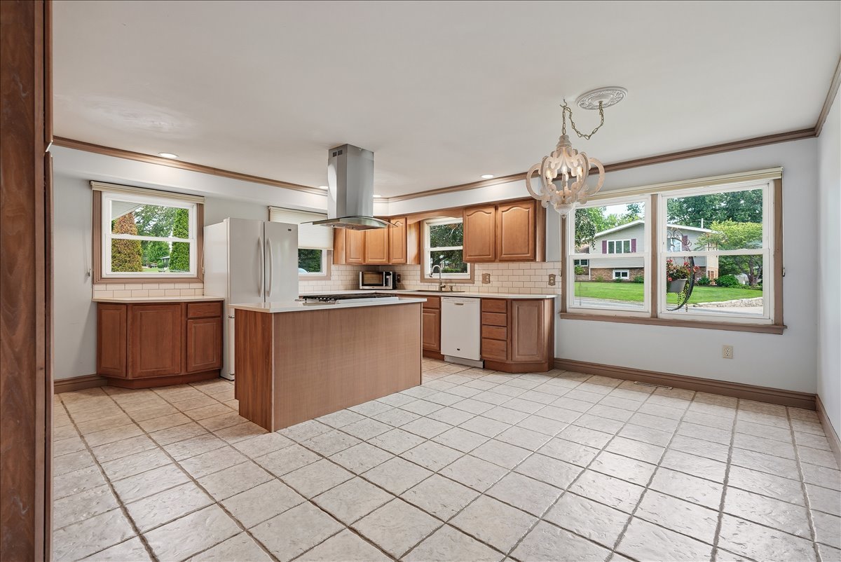 514 Fletcher Street Roanoke, IL 61561 - Photo 12 of 40