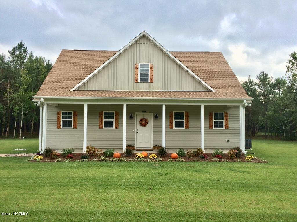3445 Highsmith Road Burgaw, NC 28425 - Photo 1 of 40 Front Exterior