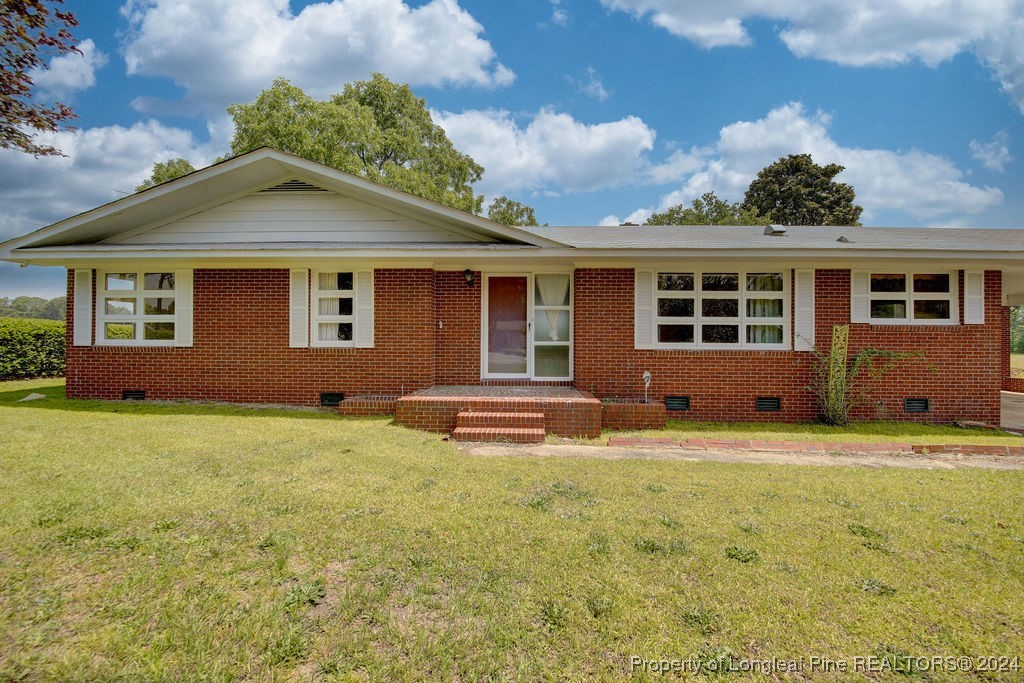 7200 Deep Branch Road Pembroke, NC 28372 - Photo 4 of 34 Gallery Image 4