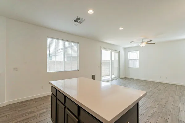 $2,395 | 5538 South Dillon, Mesa, AZ 85212