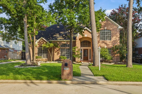 $375,000 | 323 Magic Oaks Court, Spring, TX 77388