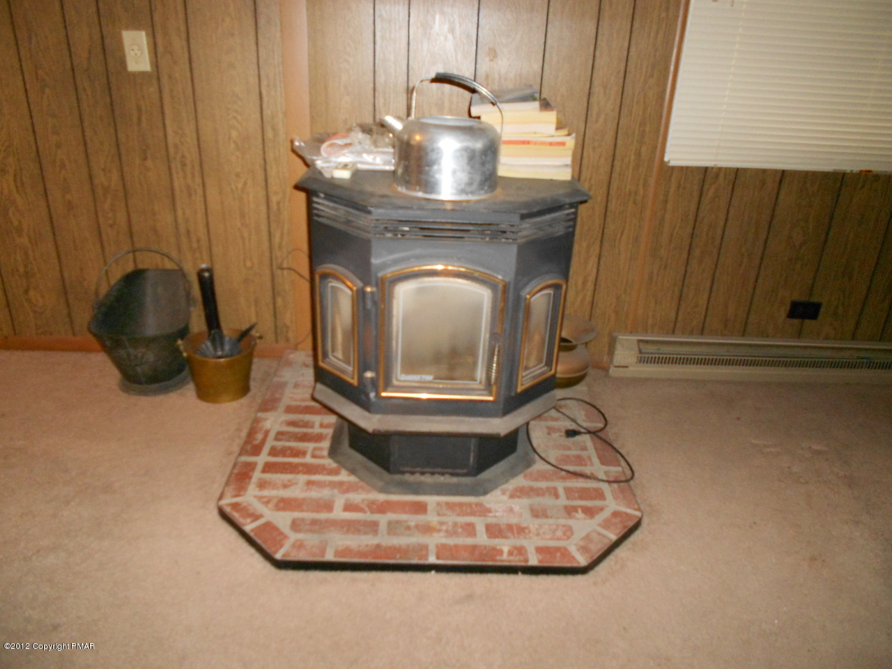338 Summit Road Swiftwater, PA 18370 - Photo 9 of 15 a view of water heater