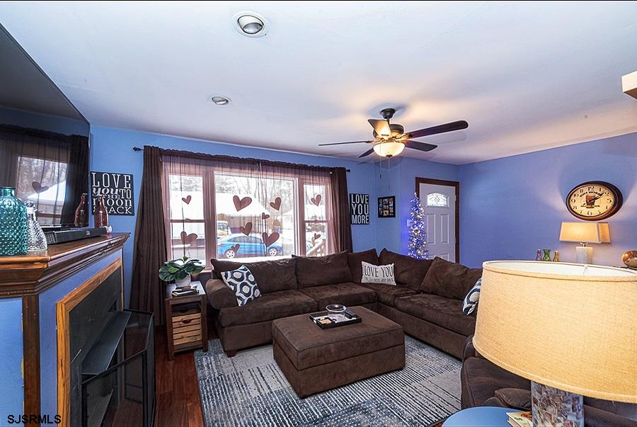 9 Princeton Road Somers Point, NJ 08244 - Photo 6 of 24 Gallery Image 6