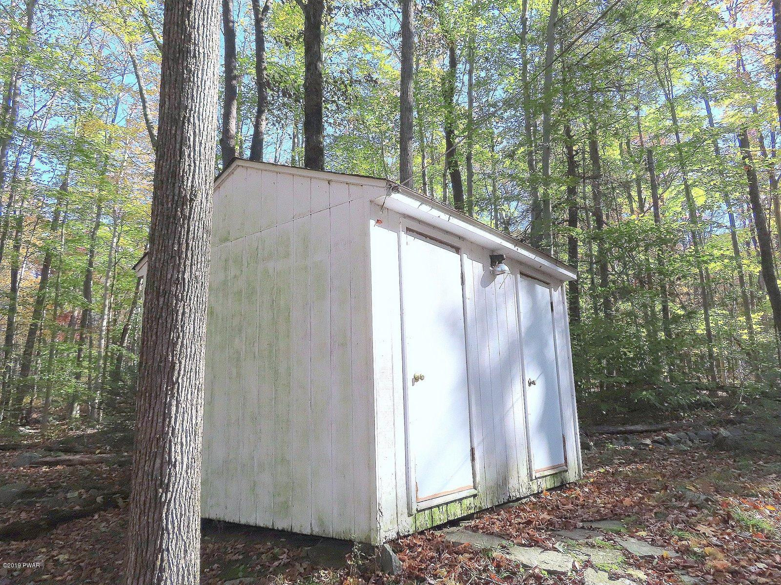 394 North Shore Road Greentown, PA 18426 - Photo 26 of 37