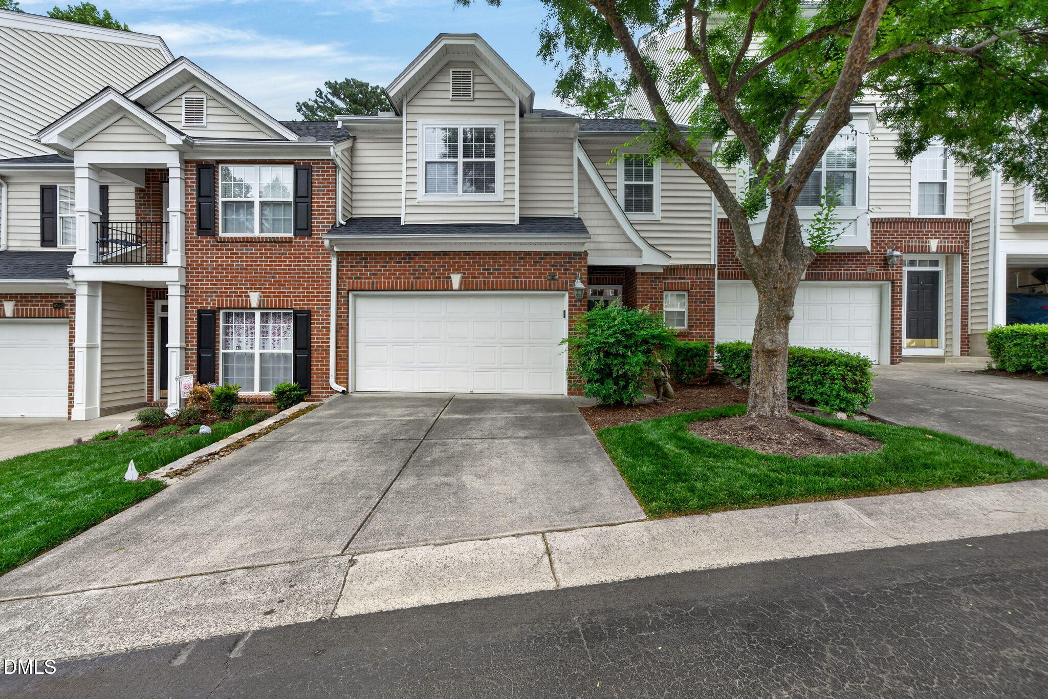 3-web-or-mls-6950 Middleboro Dr - 3