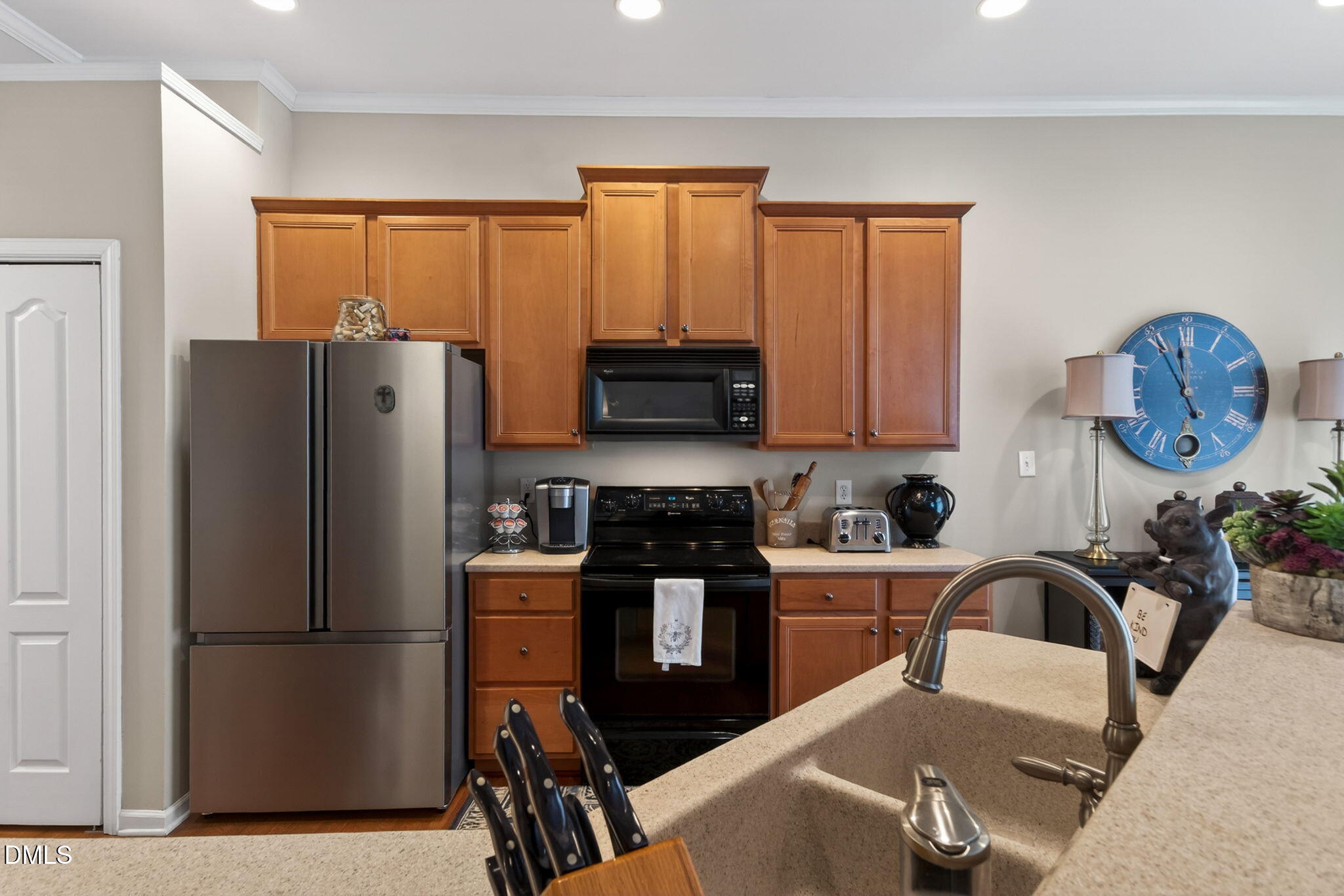 6950 Middleboro Drive Raleigh, NC 27612 - Photo 20 of 42 23-web-or-mls-6950 Middleboro Dr - 23