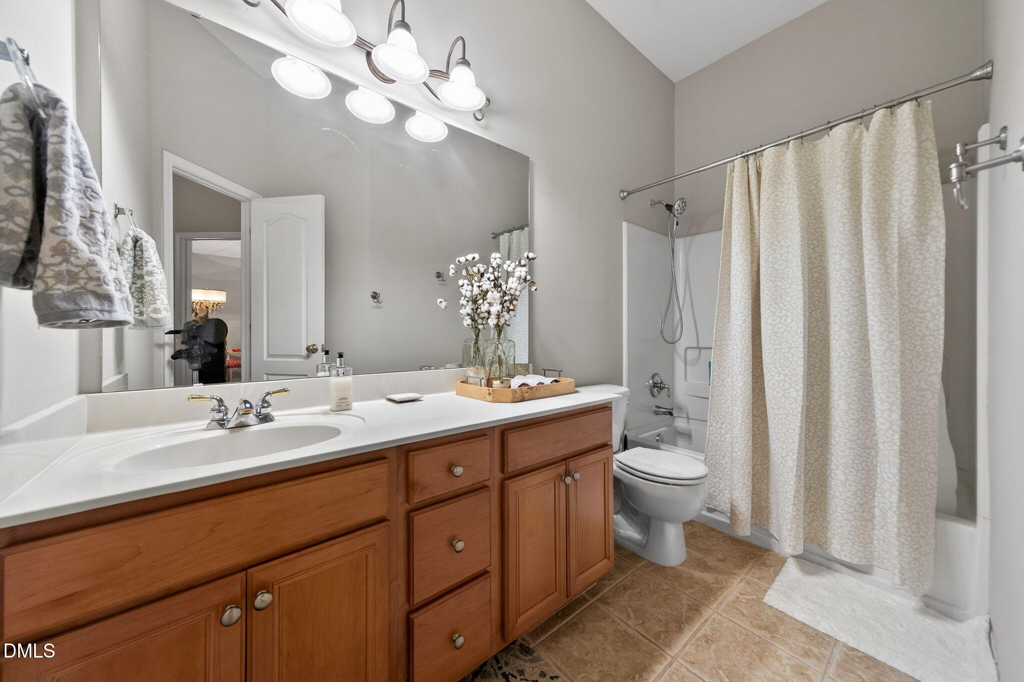 6950 Middleboro Drive Raleigh, NC 27612 - Photo 30 of 42 33-web-or-mls-6950 Middleboro Dr - 33