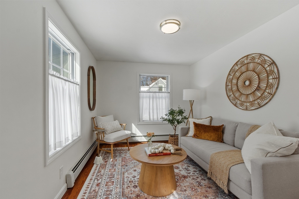 163 Dunstable Road Chelmsford, MA 01863 - Photo 10 of 29 Gallery Image 10