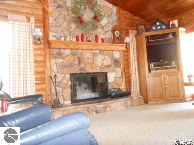 9457 East Deerfield Road Shepherd, MI 48883 - Photo 2 of 24 1773854-1.JPG