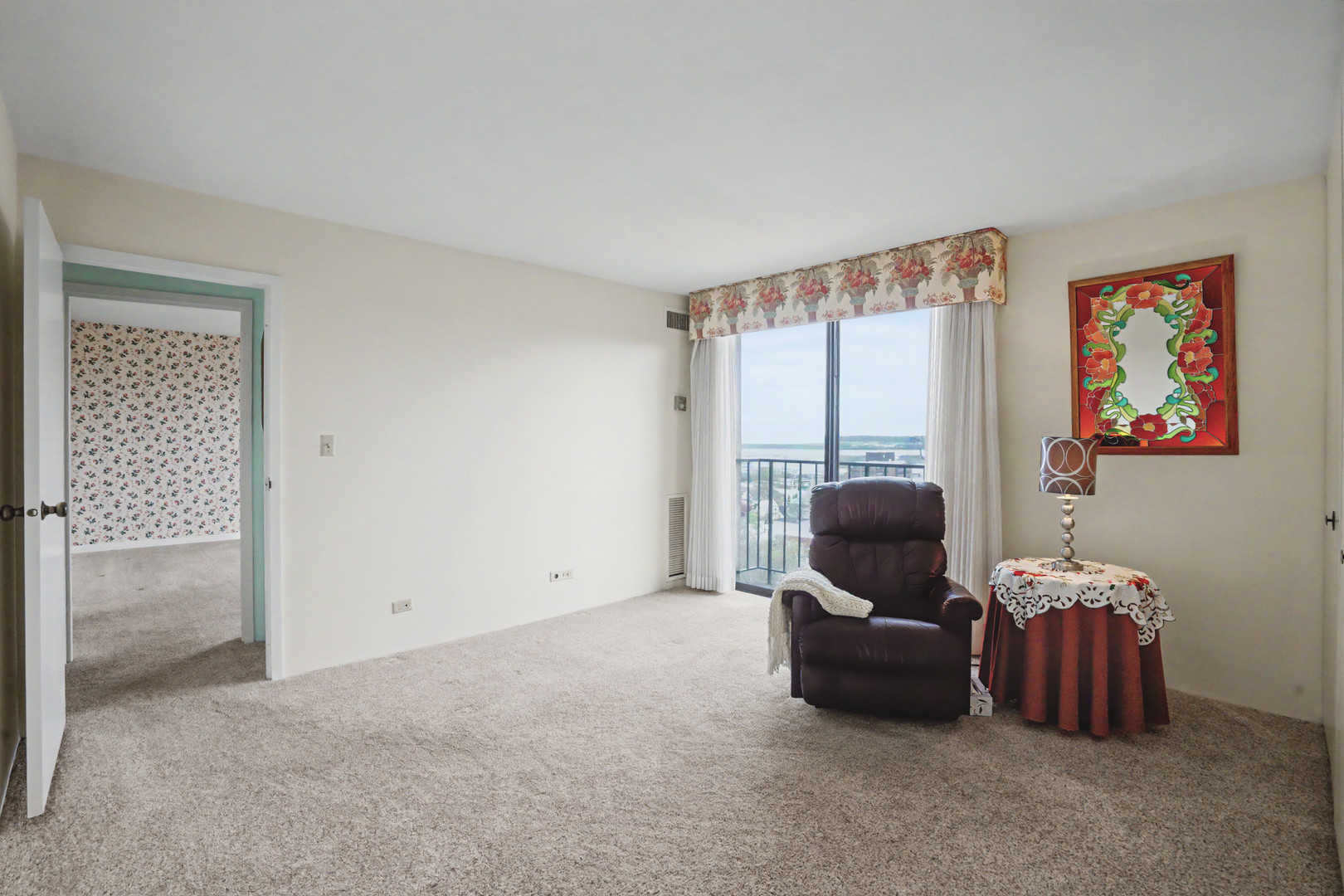 1800 7th Street, Unit 5D East Moline, IL 61244 - Photo 15 of 24 a living room with furniture
