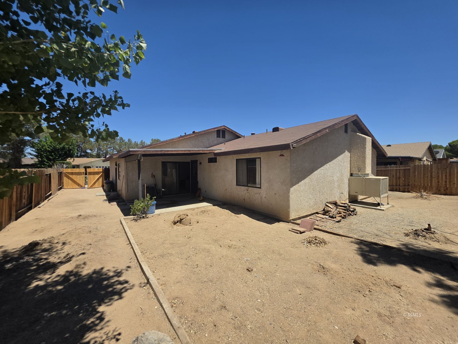 213 Michele Street Ridgecrest, CA 93555 - Photo 15 of 16