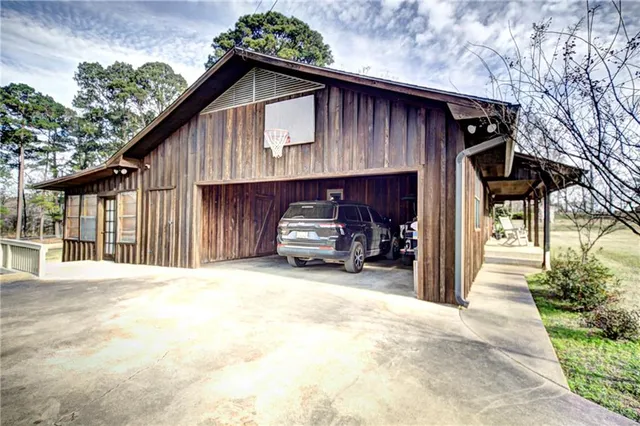 $289,000 | 257 Julia Ann Drive, Natchitoches, LA 71457