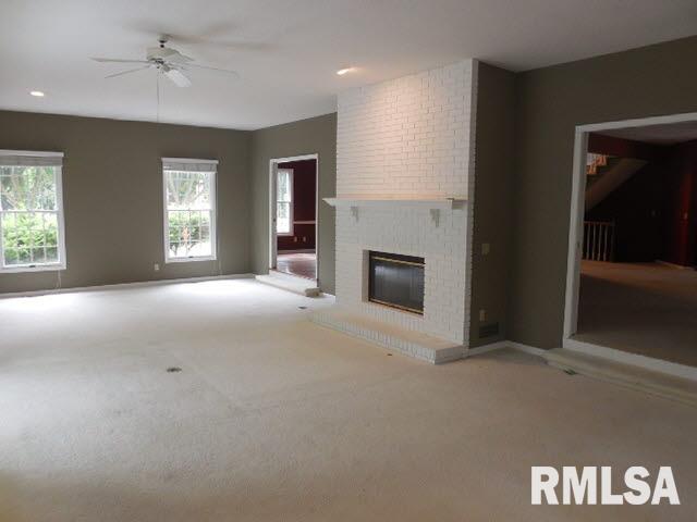 5910 Utica Ridge Road Davenport, IA 52807 - Photo 3 of 21 Gallery Image 3