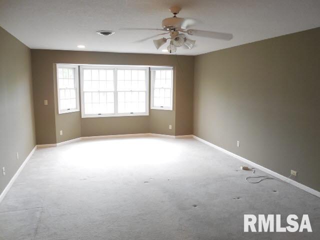 5910 Utica Ridge Road Davenport, IA 52807 - Photo 10 of 21 Gallery Image 10