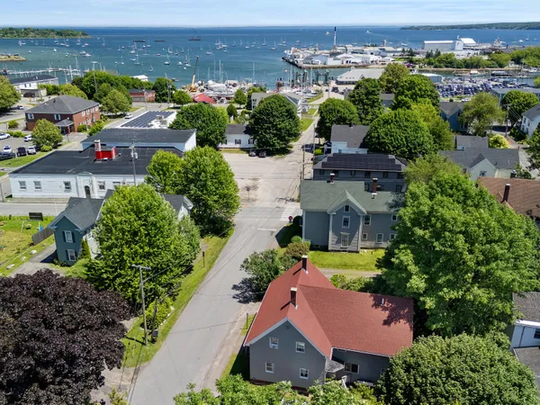 $509,900 | 30-32 Granite Street, Rockland, ME 04841