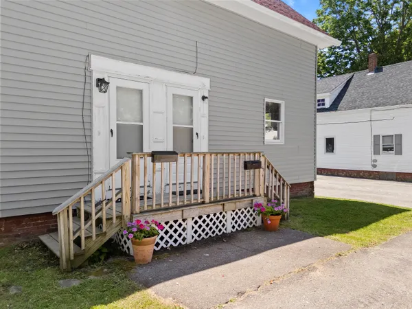$509,900 | 30-32 Granite Street, Rockland, ME 04841